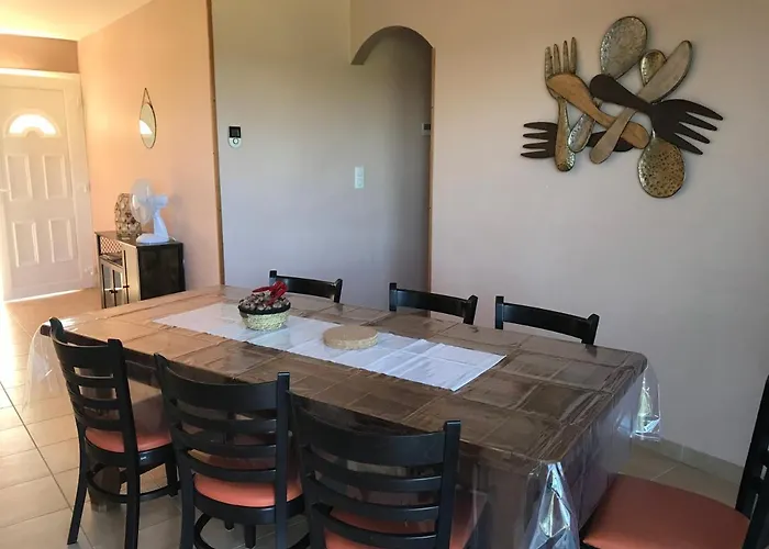 A Pomie Nyaraló Baladou